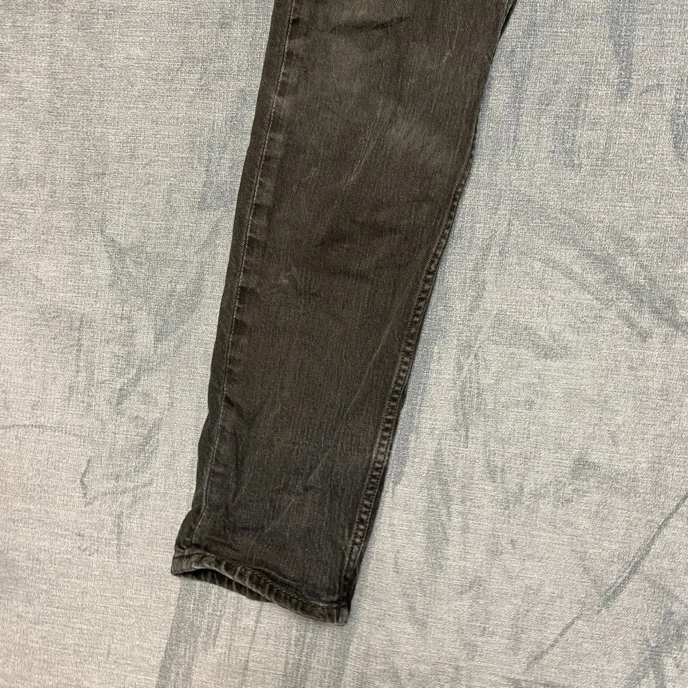 Levi's Jeans Mens 30x30 Black Denim Slim Fit Skinny Leg Streetwear Dark Wash